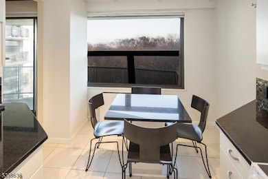 2 Claridge Dr unit 7NE, Verona, NJ 07044 - photo 7