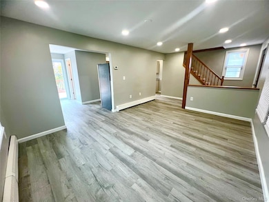 229 Commonwealth Ave, Middletown, NY 10940 - photo 4