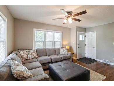 5808 Clark St, Des Moines, IA 50311 - photo 3