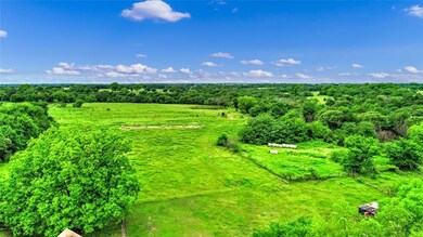 455 Henderson Dr, Whitesboro, TX 76273 - photo 2