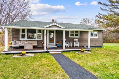 1077 Falls Rd, Shelburne, VT 05482 - photo 7