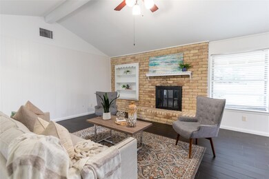 209 E Louella Dr, Hurst, TX 76054 - photo 7