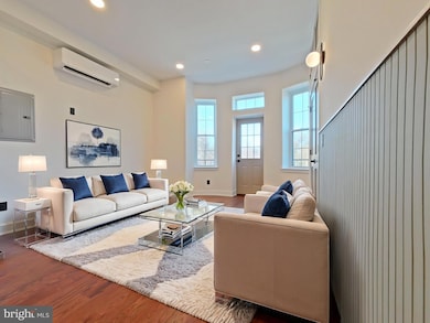 1613 N 33rd St unit B, Philadelphia, PA 19121 - photo 2