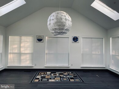 10333 Halton Terrace, Lanham, MD 20706 - photo 5