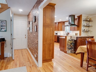 146 Sutton Ave, Oxford, MA 01540 - photo 4