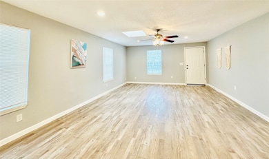 6502 Sidney St, Houston, TX 77021 - photo 4