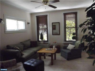 659 Belmont Ave, Southampton, PA 18966 - photo 4