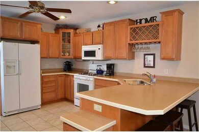 6720 Colby Ave, Windsor Heights, IA 50324 - photo 4