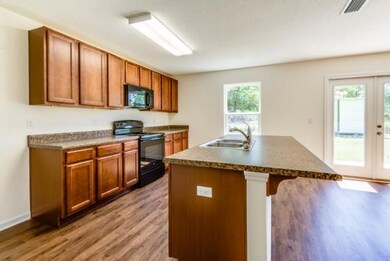 Arden kitchen 1