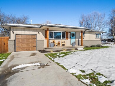 102 W Urbana St, Broken Arrow, OK 74012 - photo 2