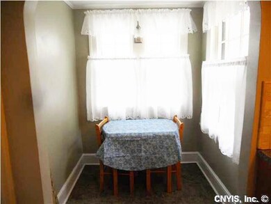 Breakfast Room