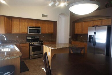 4714 Kitchen 3