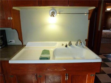 Kitchen. Look at this Charm!! Huge...
