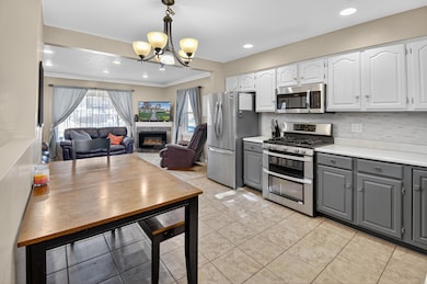 1123 Montclair Dr, Racine, WI 53402 - photo 6