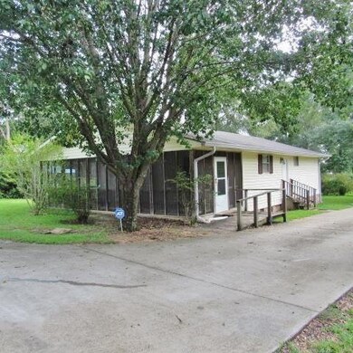 627 Tyler Ave, Tylertown, MS 39667 - photo 2