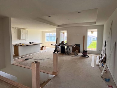 18048 Tanglewood Dr, Clive, IA 50325 - photo 4