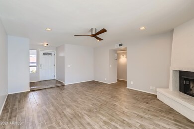 5-362789432-08 Living Room