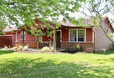 18509 Commercial Point Rd, Circleville, OH 43113 - photo 2