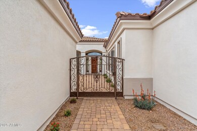 03-Gated Courtyard