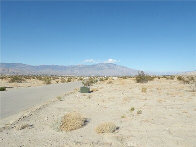 75186 Hidden Springs Ct, Thousand Palms, CA 92276 - photo 6