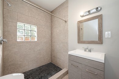 3706 Orange Grove Dr unit A, Houston, TX 77039 - photo 5