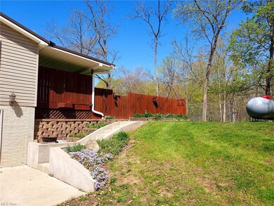 steps to back deck