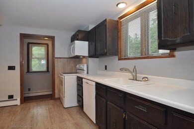 65 Utton Ave, Pawtucket, RI 02860 - photo 5