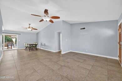 1325 W Topeka Dr, Phoenix, AZ 85027 - photo 6