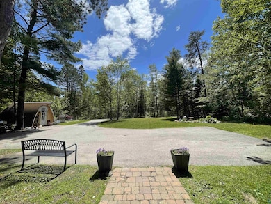 View of surrounding community