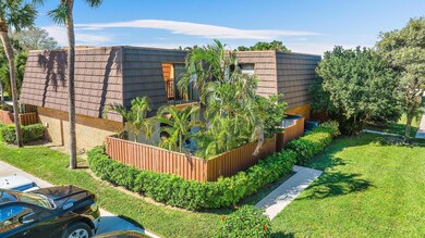 2018 20th Ct, Jupiter, FL 33477 - photo 3