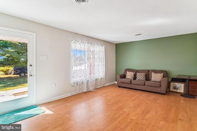 2640 W Boss Arnold Rd, Knoxville, MD 21758 - photo 5