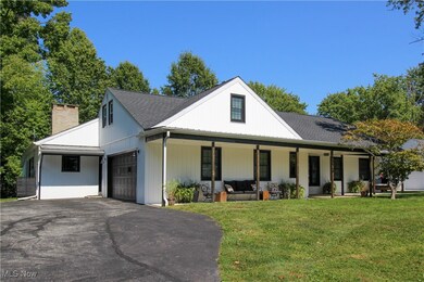 207 Harmon Rd, Aurora, OH 44202 - photo 2