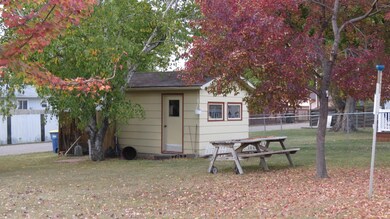 325 16th Ave NE, Jamestown, ND 58401 - photo 2