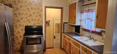 23466 Audrey Ave, Warren, MI 48091 - photo 5