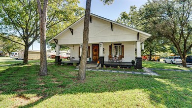 307 W Conner St, Ennis, TX 75119 - photo 3