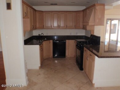 2022 N 38th Place #4