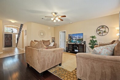 4203 Orchard Ct, Pearland, TX 77584 - photo 7