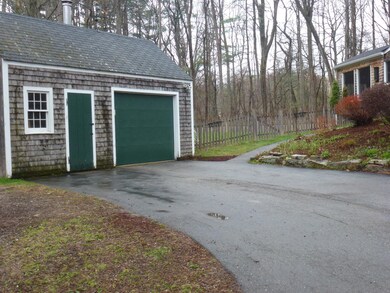 Garage/Workshop