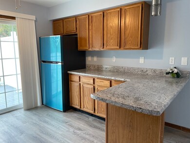 165 W Mountain St unit B, Worcester, MA 01606 - photo 2