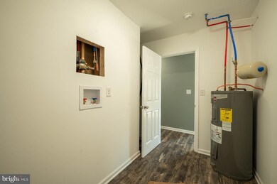 1422 Brook Ln, Wilmington, DE 19805 - photo 6