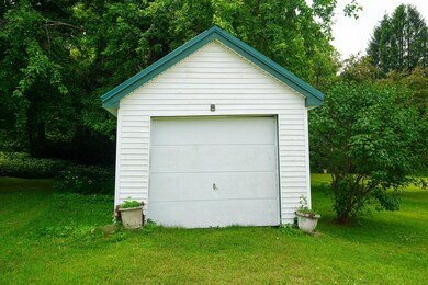 9 Ferry St, Swanton, VT 05488 - photo 2