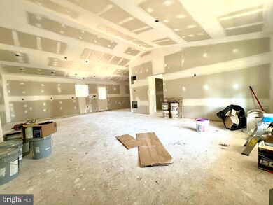 605 Western Ln, Front Royal, VA 22630 - photo 5