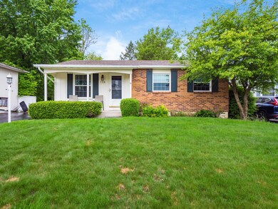 1779 Flinthill Dr, Columbus, OH 43223 - photo 2