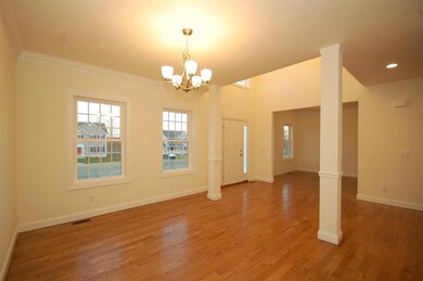 48 Colleen Cir unit 82, Hooksett, NH 03106 - photo 4