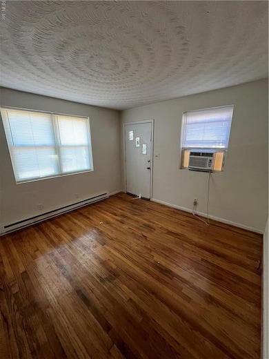 2812 Harrell Ave unit B, Norfolk, VA 23509 - photo 3