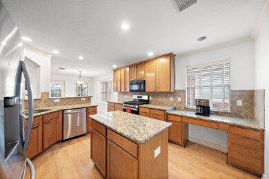 8818 Gas Light Village Dr, Houston, TX 77095 - photo 7