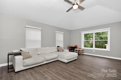 324 Clearbrook Rd, Matthews, NC 28105 - photo 4