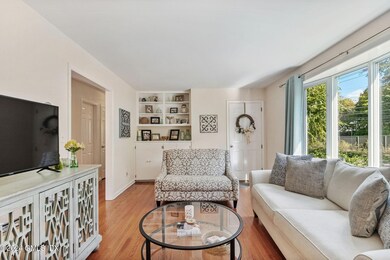 2 Weaver St unit 1st Floor, Greenwich, CT 06831 - photo 7