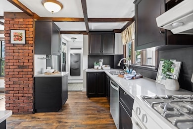 17 Davis St, Malden, MA 02148 - photo 7