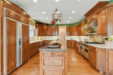 5310 New Haven Ct, Sheffield Village, OH 44054 - photo 4